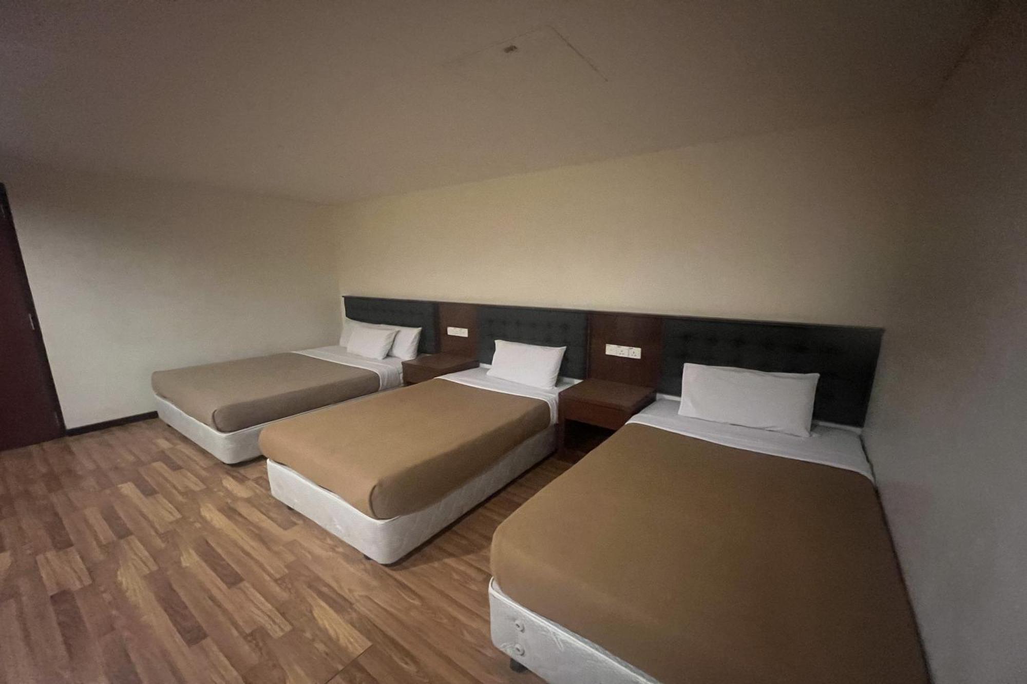 Iris House Hotel Brinchang Extérieur photo